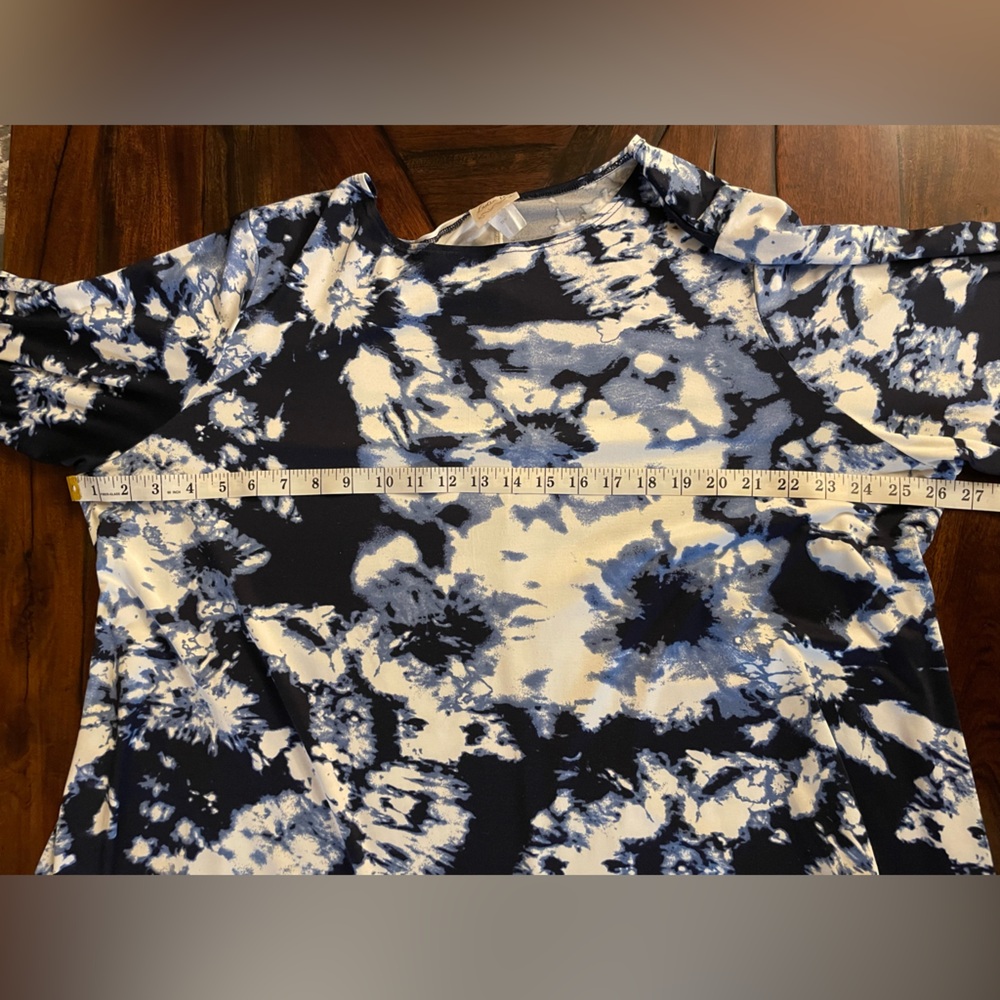 Blue and White Women's Tunic Top - Picture 5 of 5